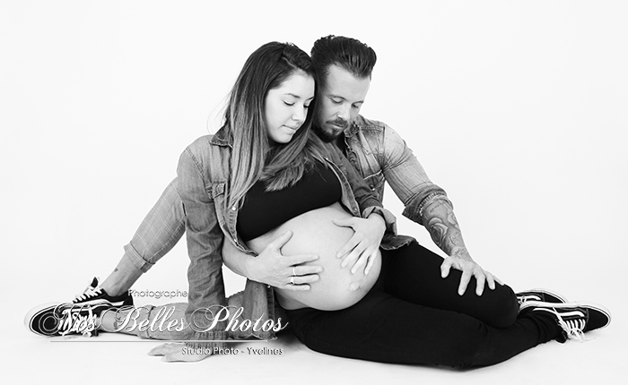 Photographe grossesse, femme enceinte Verneuil-sur-Seine Yvelines, séance photo maternité Verneuil-sur-Seine
